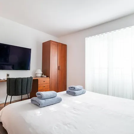 Bellavista Ii Apartment