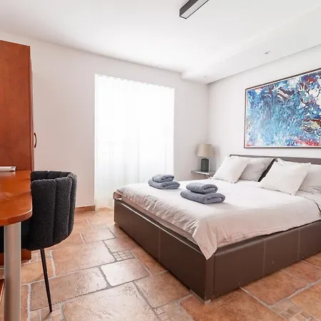 Bellavista Ii Apartment *